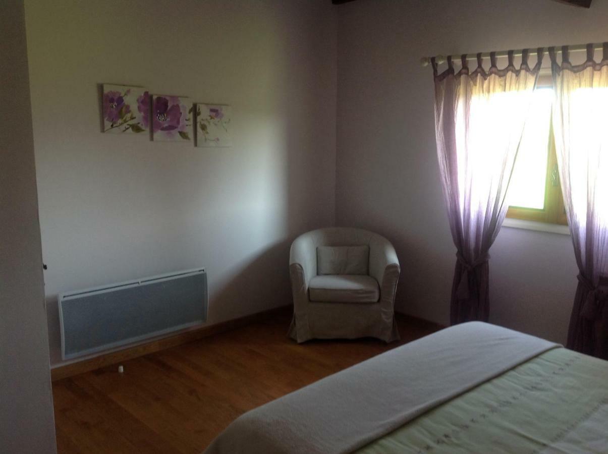 Au Mas Des Graviers Bed & Breakfast Салава Екстериор снимка
